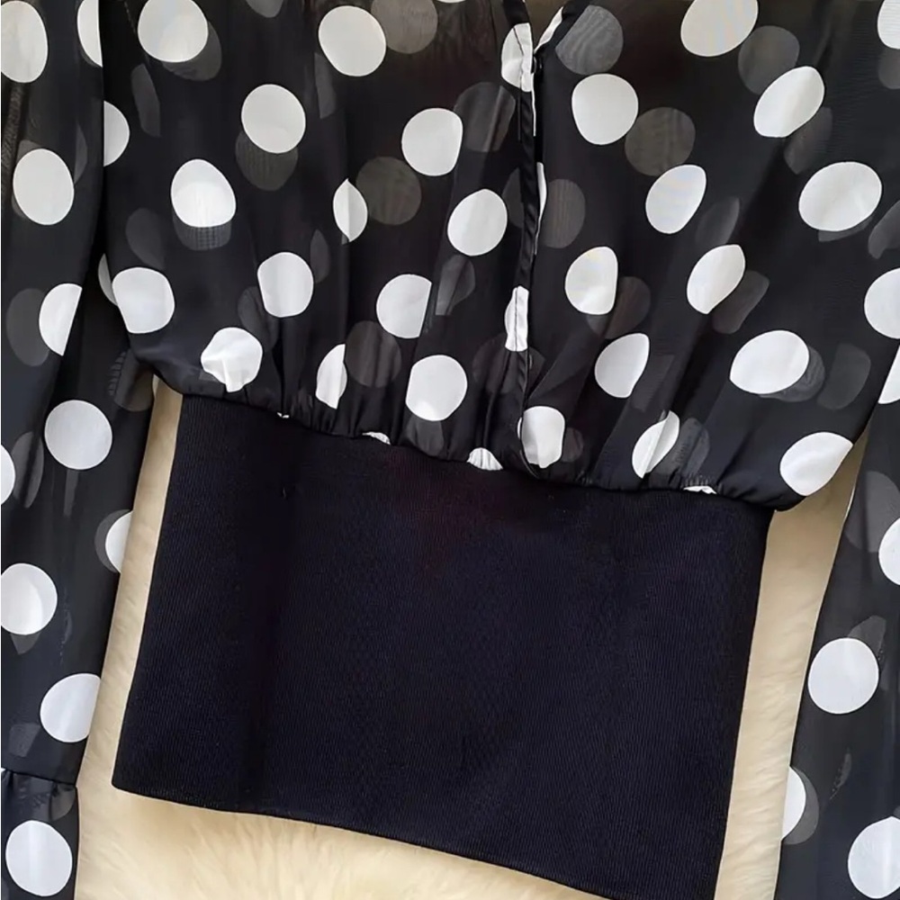 Elegant Black and White Polka Dot Blouse with Flare Sleeves - Picture 5 of 6